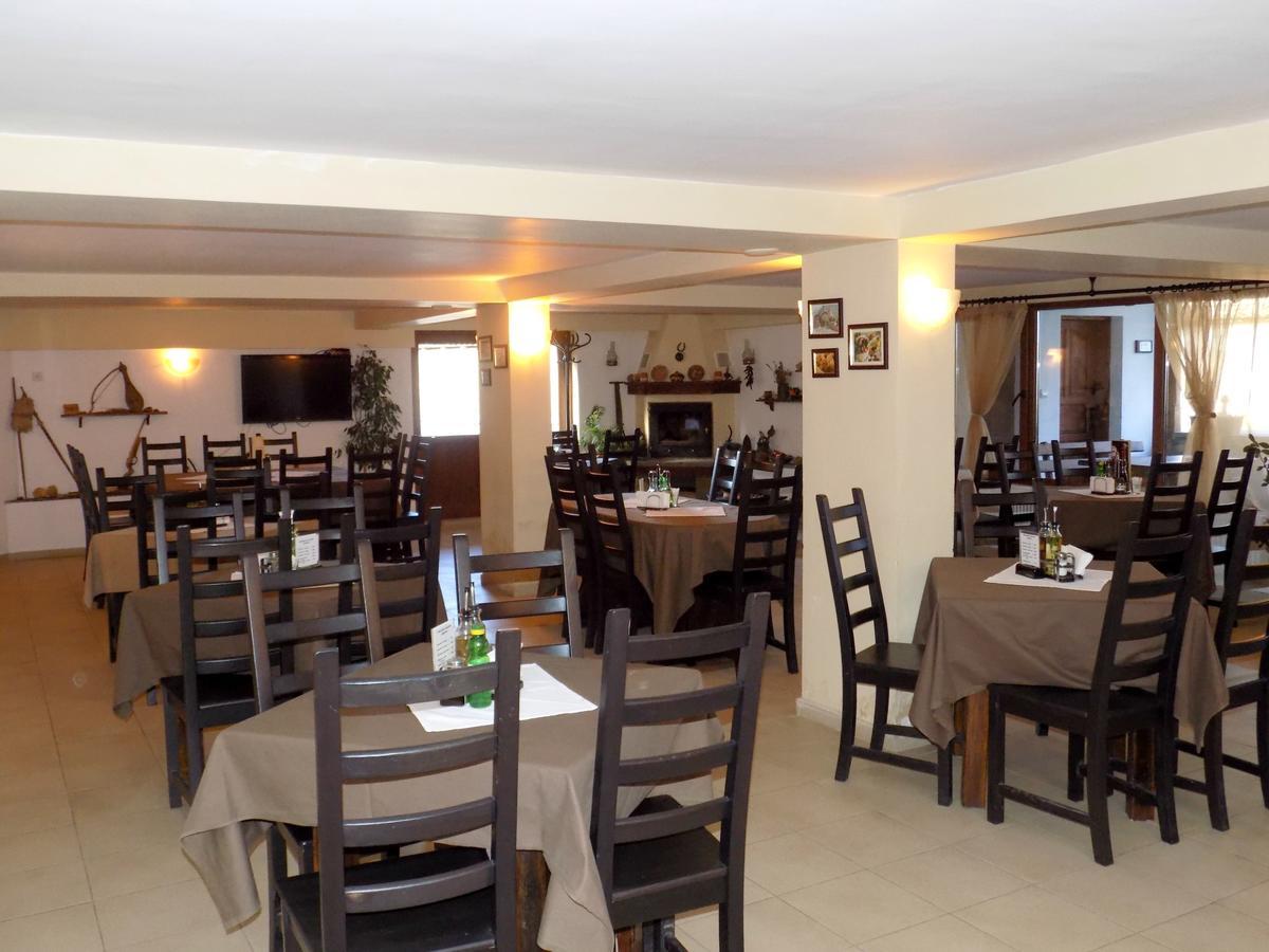 Yakovtsi Inn Екстер'єр фото