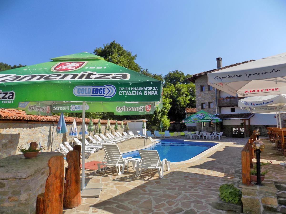 Yakovtsi Inn Екстер'єр фото